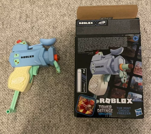 Roblox comme neuf congélateur choco pistolet nerf jouet SANS CODE