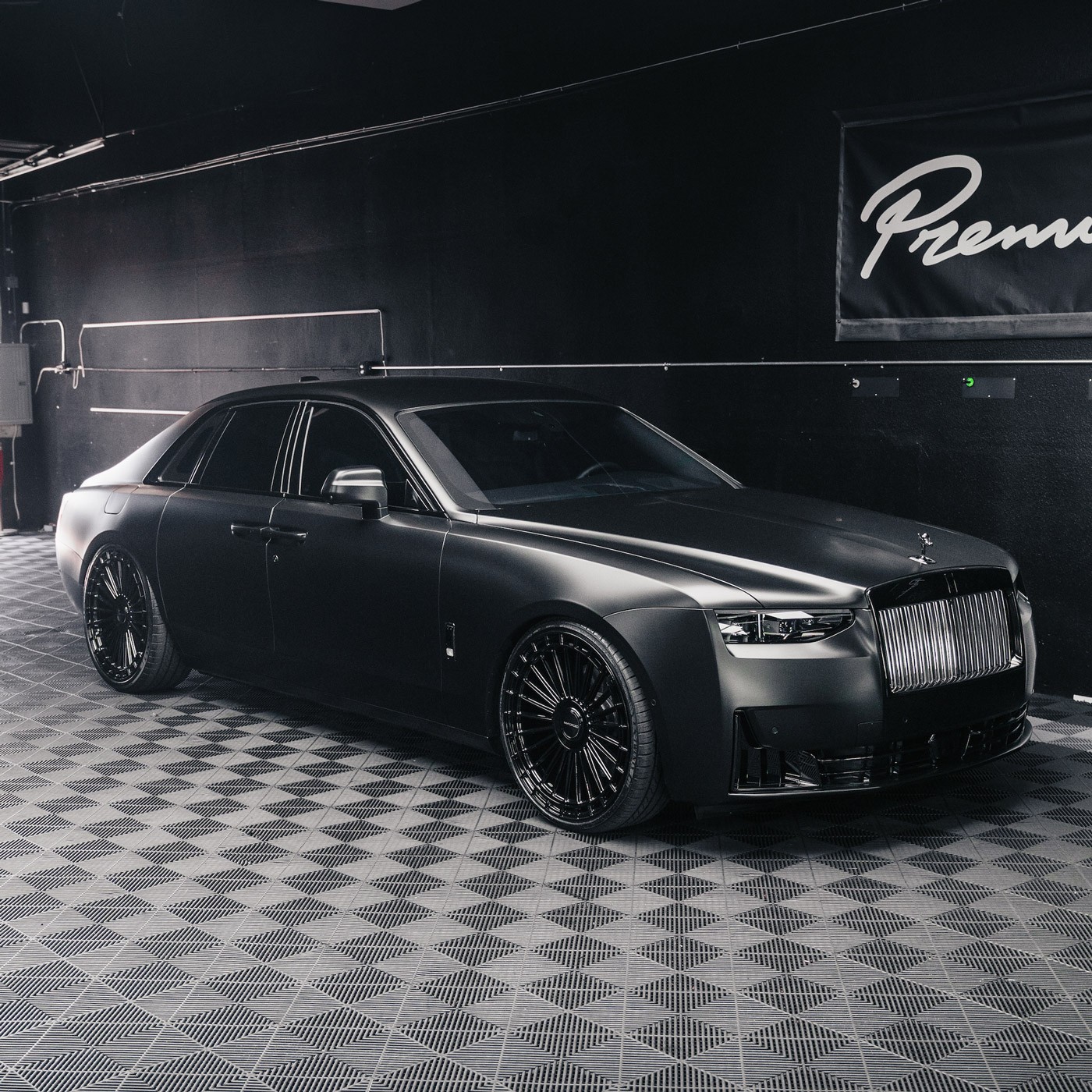 MV Forged MVF40 Black 24x9 24x10 Concave Wheels Rims Fits Rolls Royce Ghost