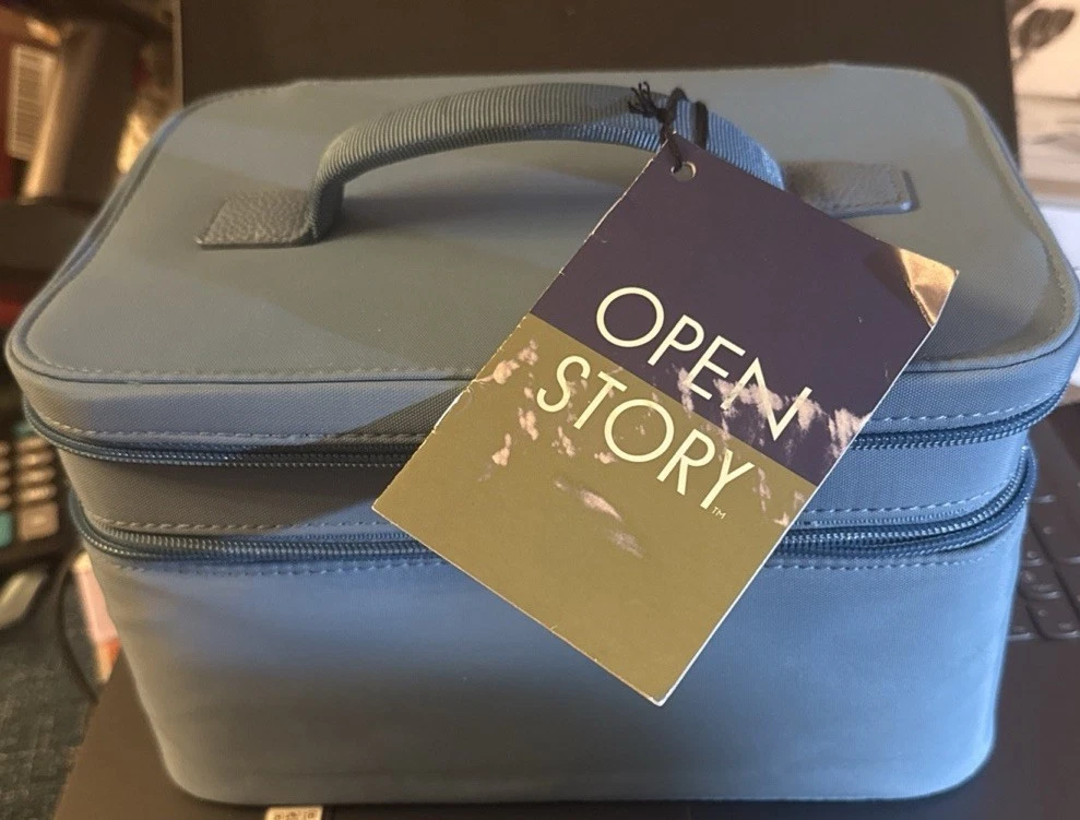 Open Story Signature Cosmetic & Jewelry Organizer Blue YKK Zippers Compartments