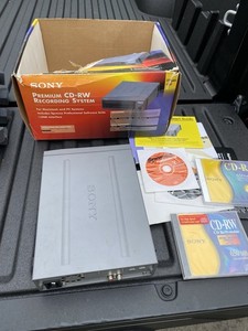 Sony CRX1600L CD-R/CD-RW External Firewire Drive Vintage
