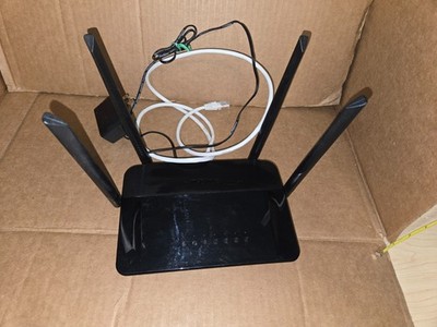 D-Link DIR-882 Dual-Band Wi-Fi Router