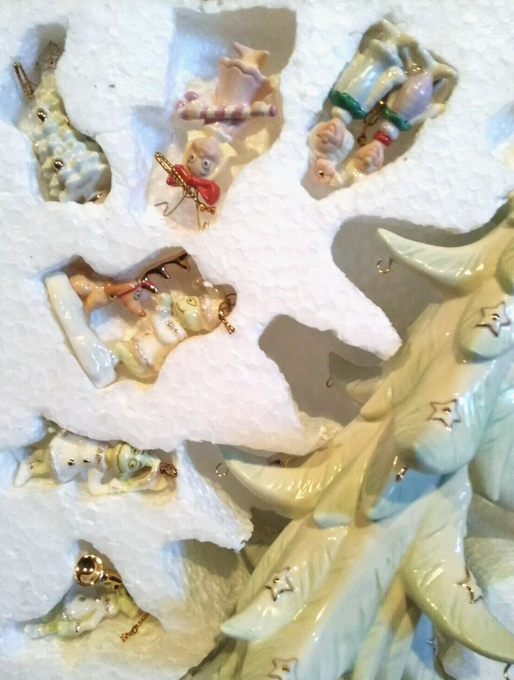 Lenox - Cómo el Grinch robó árbol de Navidad y 12 adornos listos para colgar Foto 3 de 4