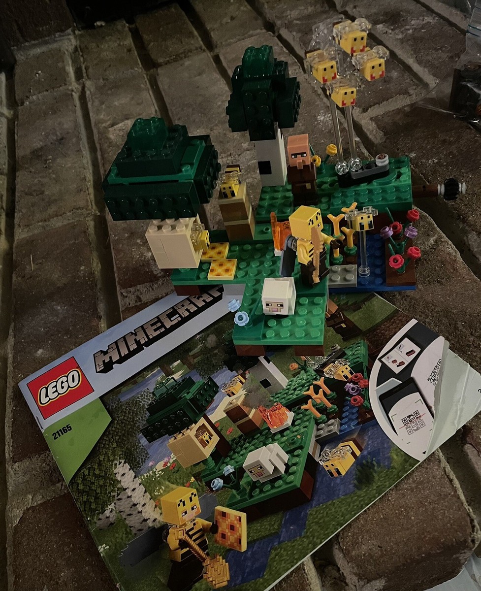 minecraft 21165 the bee farm minecraft lego