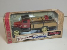 Ertl 1931 HAWKEYE True Value Hdwr FLATBED DIE CAST 1:34 Lumber Load Bank LTD ED 