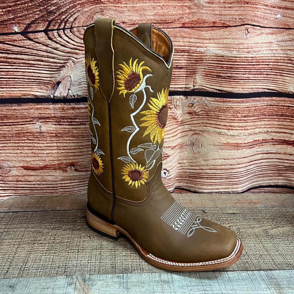 WESTERN BOOTS WITH SUNFLOWER EMBROIDERY main image 0