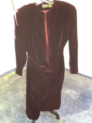 Donna Karan Rich Burgundy Velvet WOW Dress 4 | eBay Donna Karan Rich Burgundy Velvet WOW Dress 4 | eBay