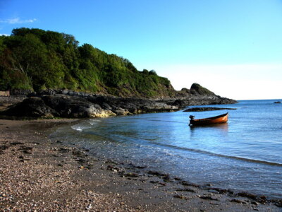 Photo 6x4 Cwm-yr-Eglwys beach and Pig-y-Baw rocks Bryn-henllan  c2007