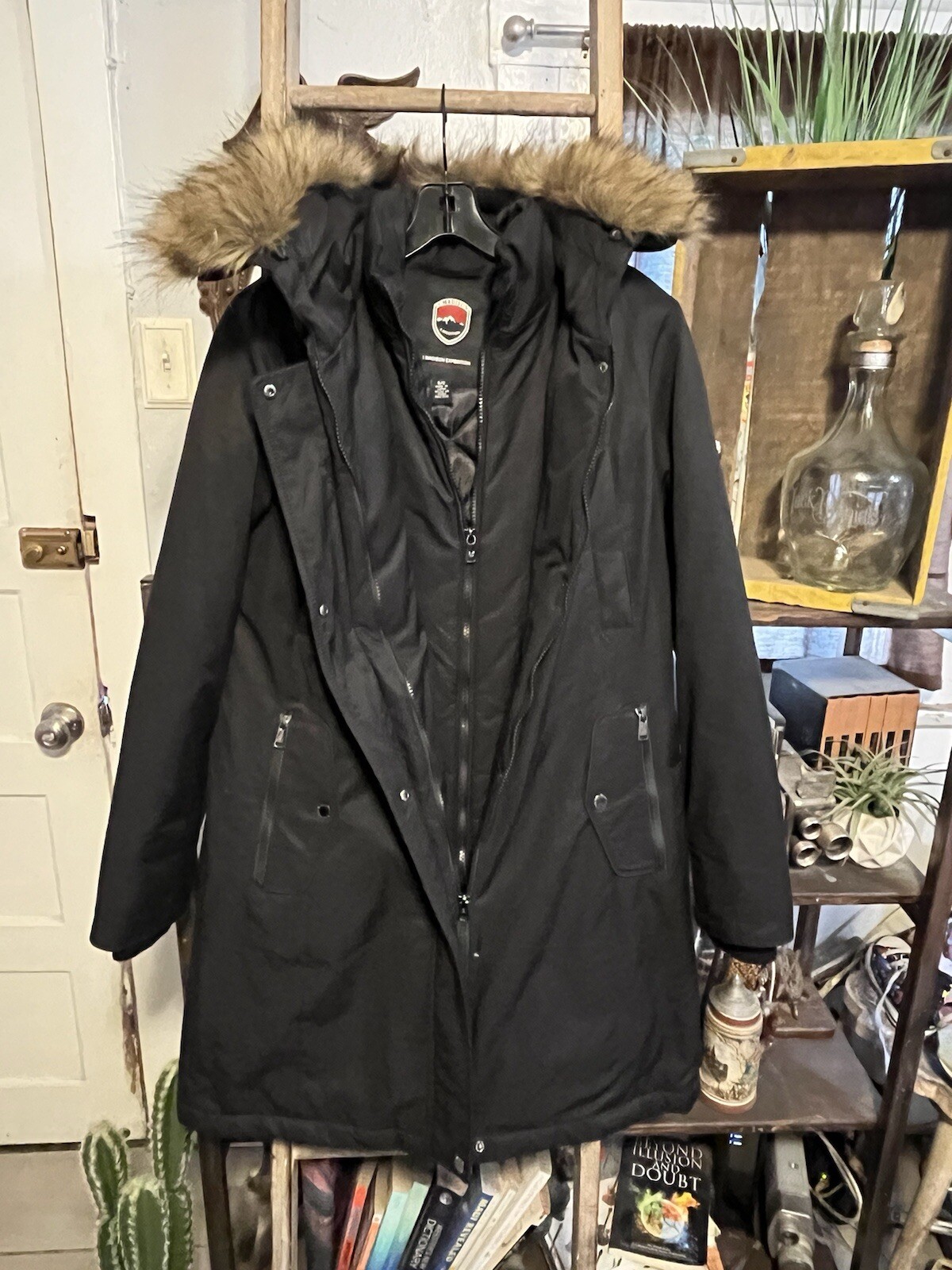 Madison Expedition Women’s Jacket - image 2