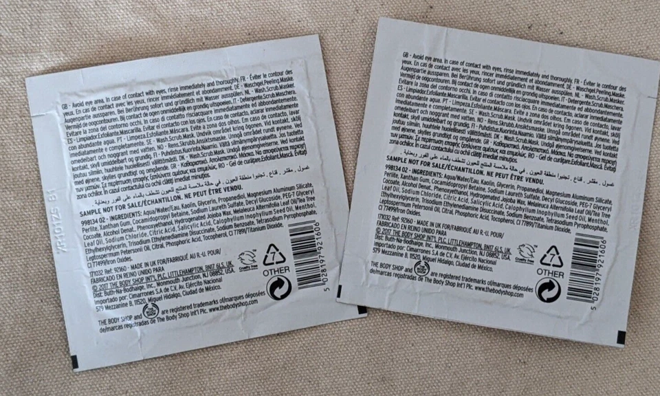 New The Body Shop Tea Tree Skin Clearing Wash, Scrub and Mask 3 In 1 | 2xSachets - Image 2 of 2