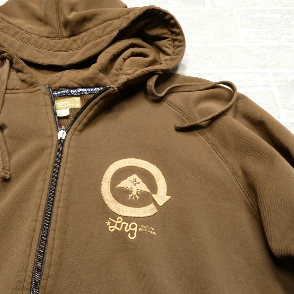 VINTAGE Lrg Roots and Equipment Hoodie Adult Large Brown VINTAGE Lrg Roots and Equipment Hoodie Adult Large Brown