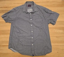UNTUCKit Shirt Mens Large Blue White Pattern Short Sleeve Button Wrinkle Free