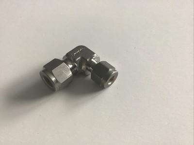 SWAGELOK SS-600-9-4
