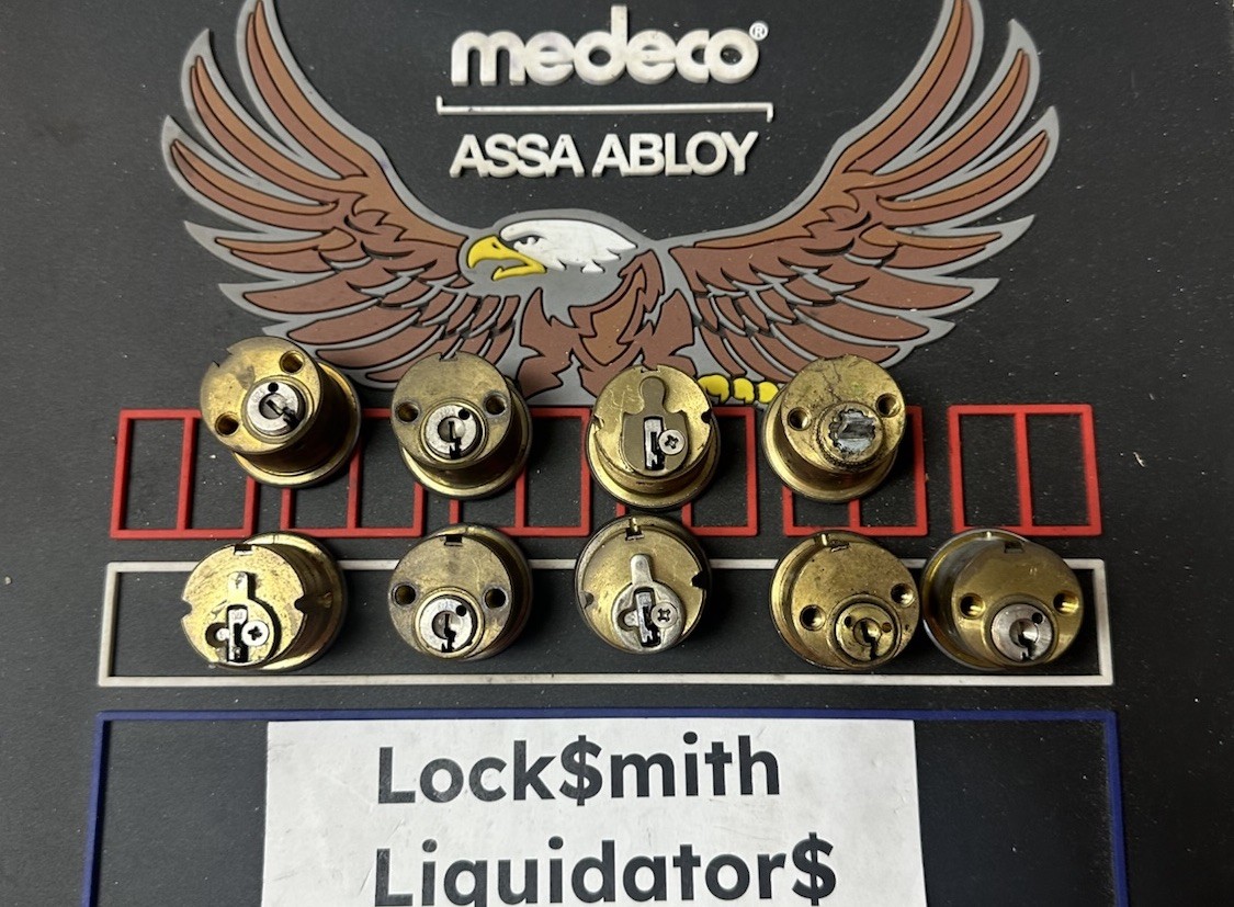 Schlage C123  Everest Mortise Cylinder 626 Lot Of Nine cylinders no keys