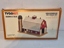 Vintage! NEW! Tyco Kit HO Scale Barn & Silo #7770