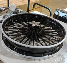 21X3.5 Fat Spoke Front Wheel Rim for Harley Touring Road King Glide 09-UP Used