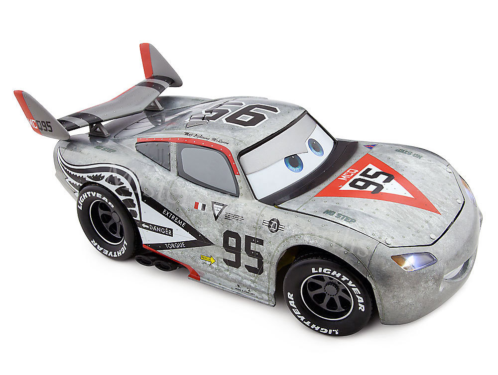 NEW Pixar Disney Cars Lightning McQueen Aviator Die Cast 1:18