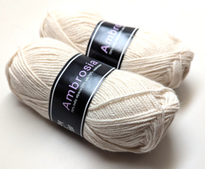Two  Knit One Crochet Too  Ambrosia 70% BabyAlpaca/ 20% Silk/ 10% Cashmere SM