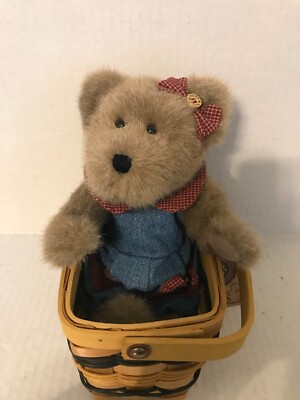 BOYDS BEARS MAGGIE D. BERRIWEATHER IN PICNIC BASKET WITH TAGS