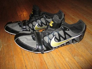 sprinting cleats