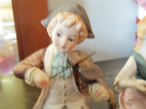 Antique Bisque Girl & Boy Victorian Figurines-Playing Violin & Reading Book - Picture 3 of 13