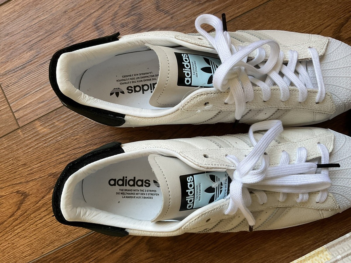 adidas superstar La marque aux 3 bandes mens shoes 11.5 US . New 