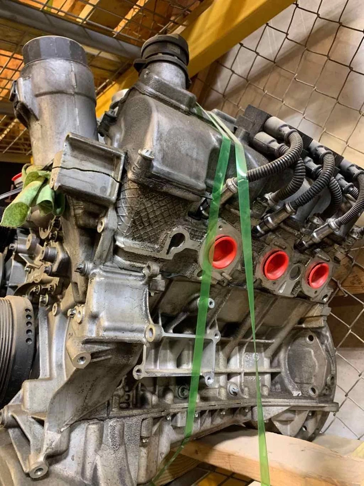 2001 - 2004 Mercedes Benz SLK320 3.2L Engine Assembly 140K OEM 1120100606 - Image 3 of 3