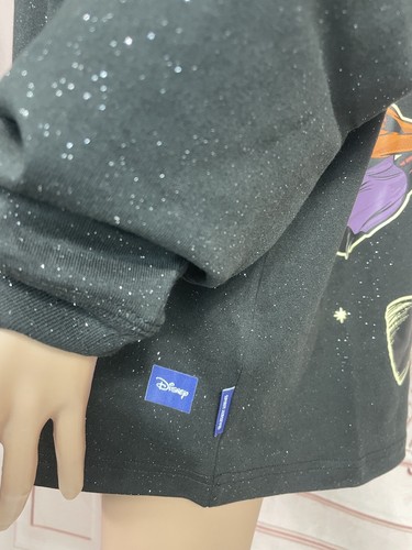 Maglietta 2023 Disney Parks Hocus Pocus Villain Incantevole Halloween Spirit GRANDE - Foto 19 di 19