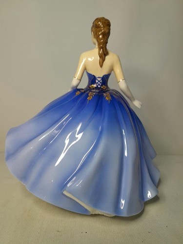 2006 Lady of the Year Royal Doulton ABIGAIL Figurine 9.5" 24cm Tall HN 4824 - Picture 4 of 7