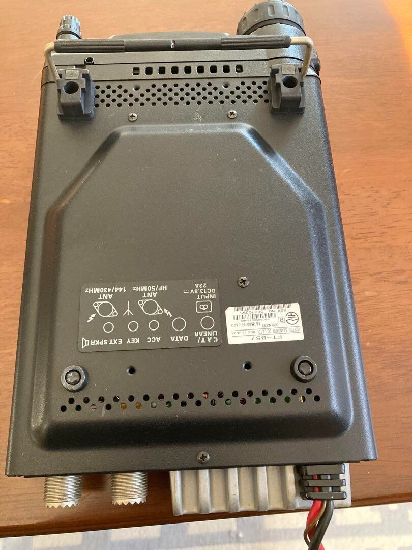 YAESU FT-857DとFC-30のセット YAESU FT-857DとFC-30のセット