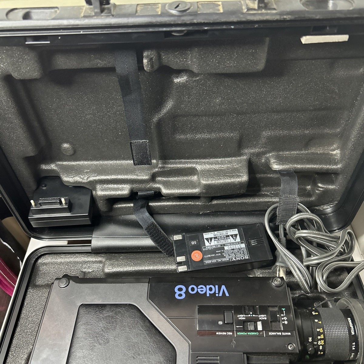 Vintage 1985 Sony CCD-V8 Video 8 Camcorder W/Hard Case No Battery