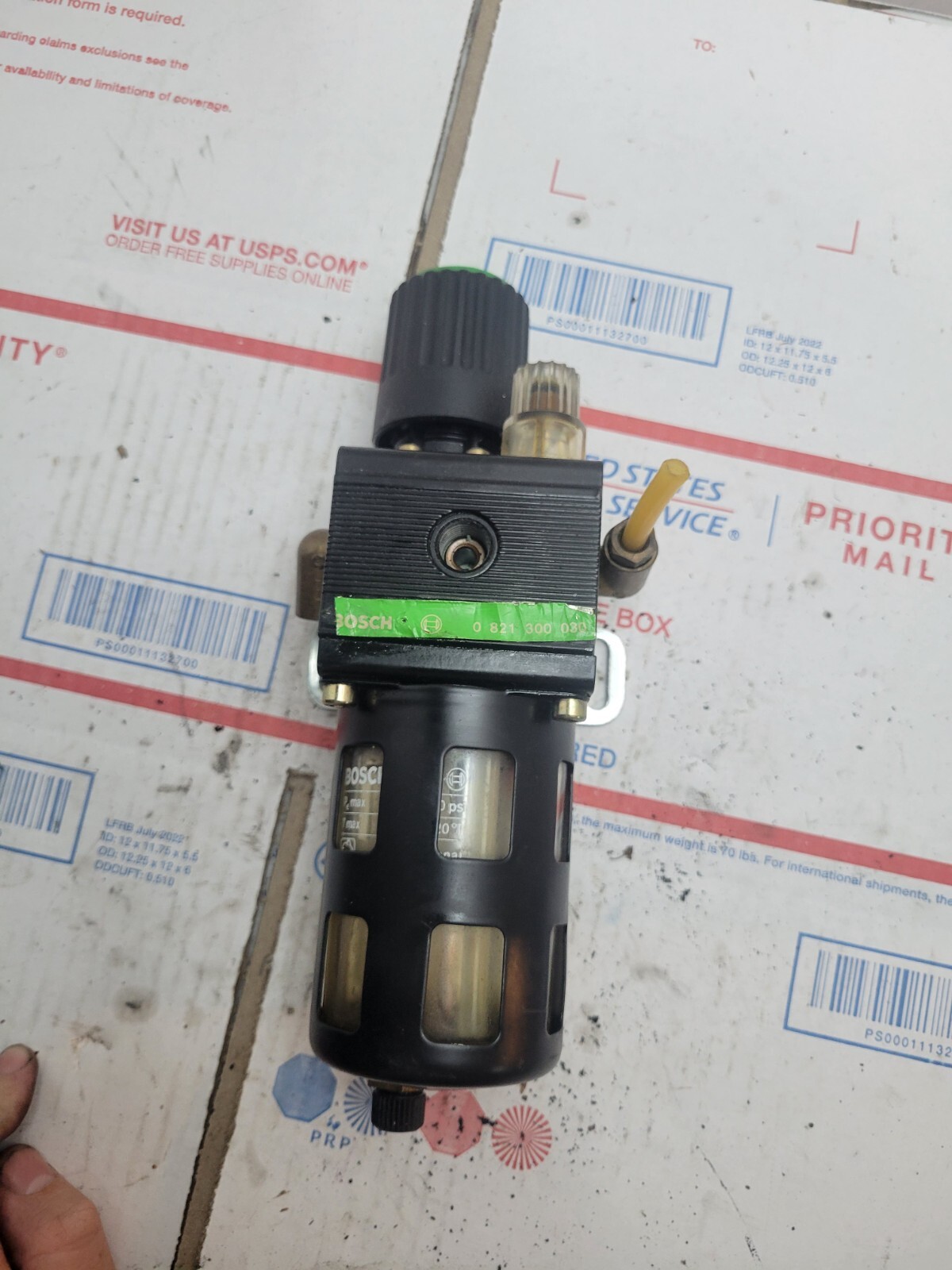 BOSCH 0821300055 / 0 821 300 055 Regulator Filter W/ Gauge Port #14D40PR5
