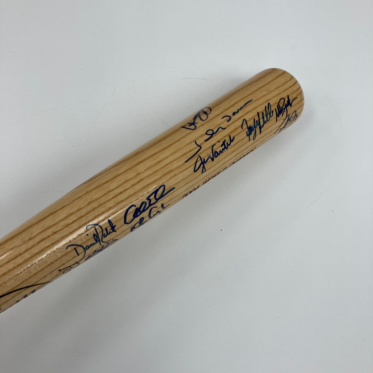 2004 Boston Red Sox World Series Champs Team Signed Baseball Bat