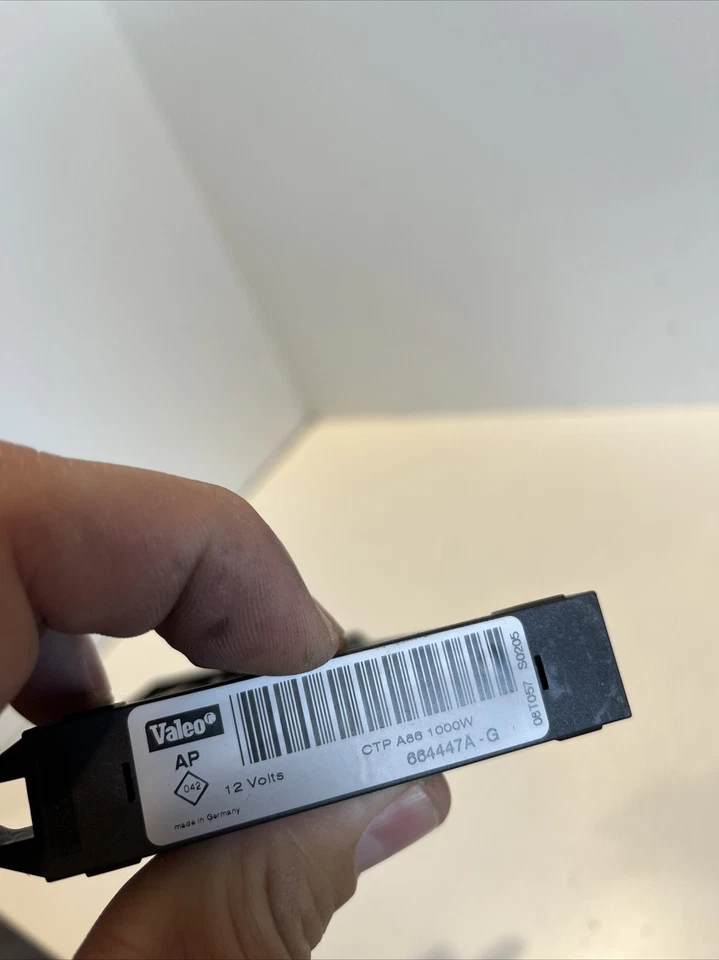 Jeep Commander Heater Matrix Radiator 664447A-G Genuine 3.0 Crd 2010 - Image 2 of 4