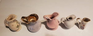 5 Vintage Pitchers Miniature (petit) Size
