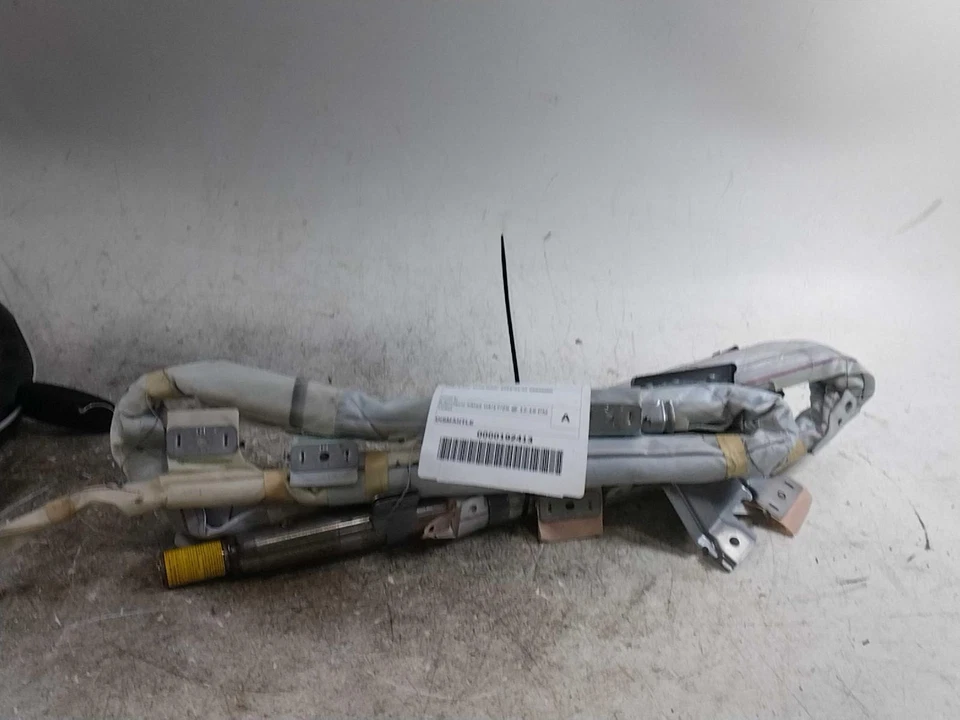 2016 Subaru XV Crosstrek Right Curtain Air Bag Silver 81K Miles OEM 452236 - Image 3 of 4