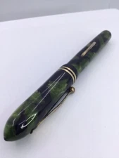 VINTAGE LIBERTY FOUNTAIN PEN GREEN & BLACK 14K NIB (I983) 
