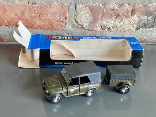 Novoexport UAZ URAL ZIL CA KRAZ LKW 1:43 NVA DDR Militär CCCP UDSSR USSR I