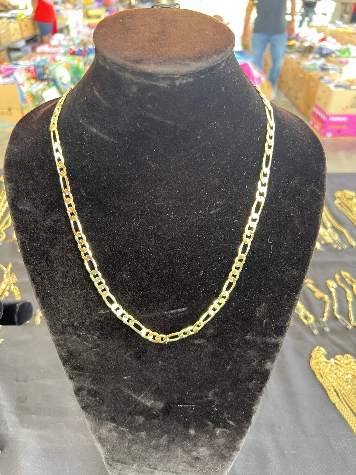 VETEMENTS Collana catena Figaro placcata oro con finitura lucida classica 24"