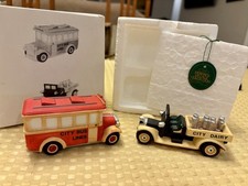Department 56 "Transport" 5983-8 Heritage Village Set of 2 Vehicles