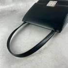 Foto 8 di 24