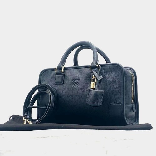 Loewe Amazona 23 Shoulder Bag (2-way)  Padlock