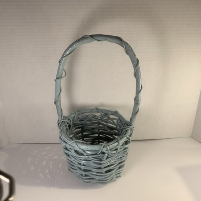 Vtg Robin s Egg Blue Painted Small Basket 6  Wide Rustic Cottage Handled Easter