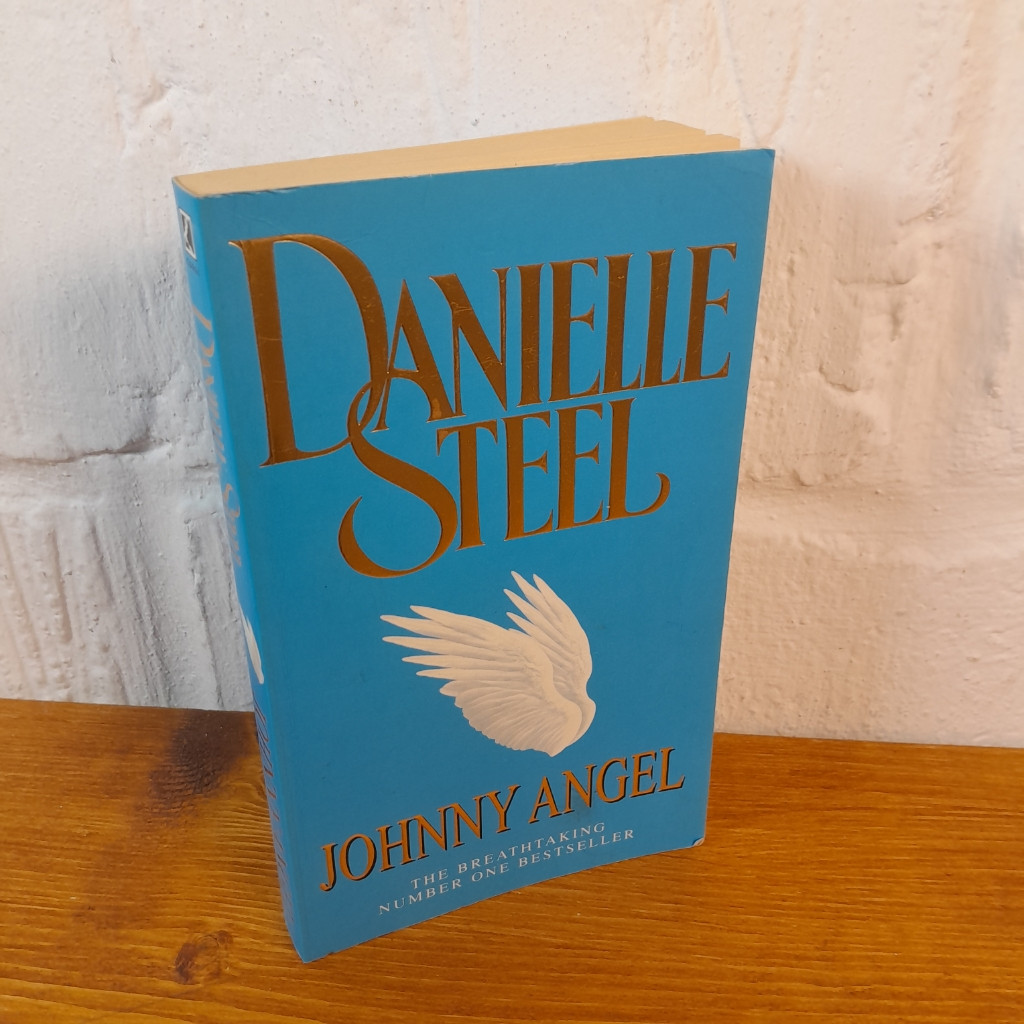 Johnny Angel — Danielle Steel