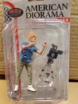 AMERICAN DIORAMA 1/18 - FIGURINES ON-AIR FIGURE V - SET 2 FIGURE & CAMERA 18 - Photo 1/4
