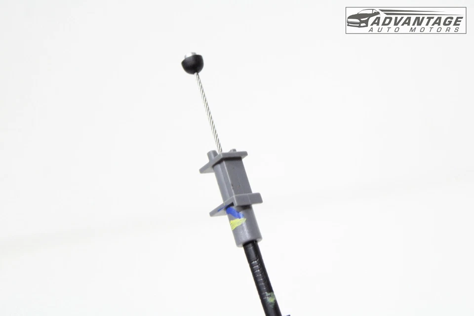 2018-2023 CHEVROLET TRAVERSE REAR RIGHT SIDE EXTERIOR DOOR HANDLE & CABLE OEM - Image 4 of 4