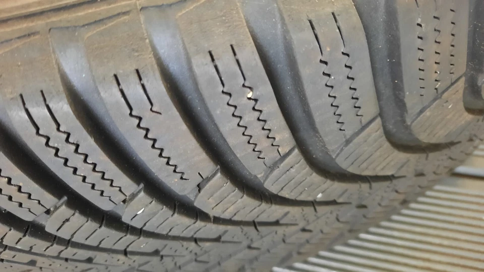 Alu Kompl. Räder Winter  zb Audi Q3 / Q3 quattro - Bild 3 von 4