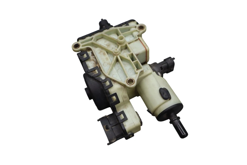 07-16 Mercedes-Benz E250 C350 E350 Diesel Emisiones Fluido DEF Bomba Fabricante Original Foto 4 de 4