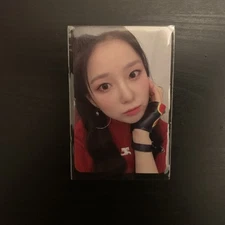 Kep1er 3rd Mini Album “Trouble Shooter” Official Photocard (Yujin)