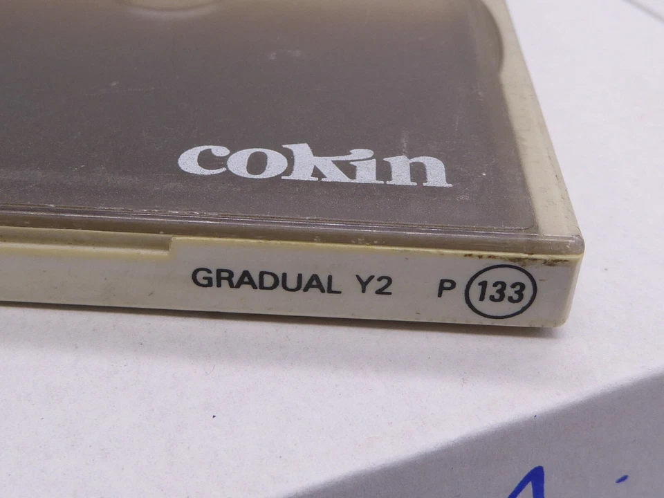 Cokin P133 Gradual Yellow Y2 Filter P 133 VGC + KEEPER - Image 2 of 3