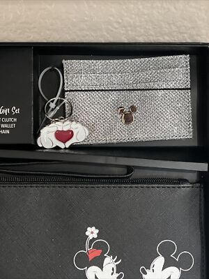 Disney Mickey Mouse & Minnie Mouse 3 Piece Set Wristlet 